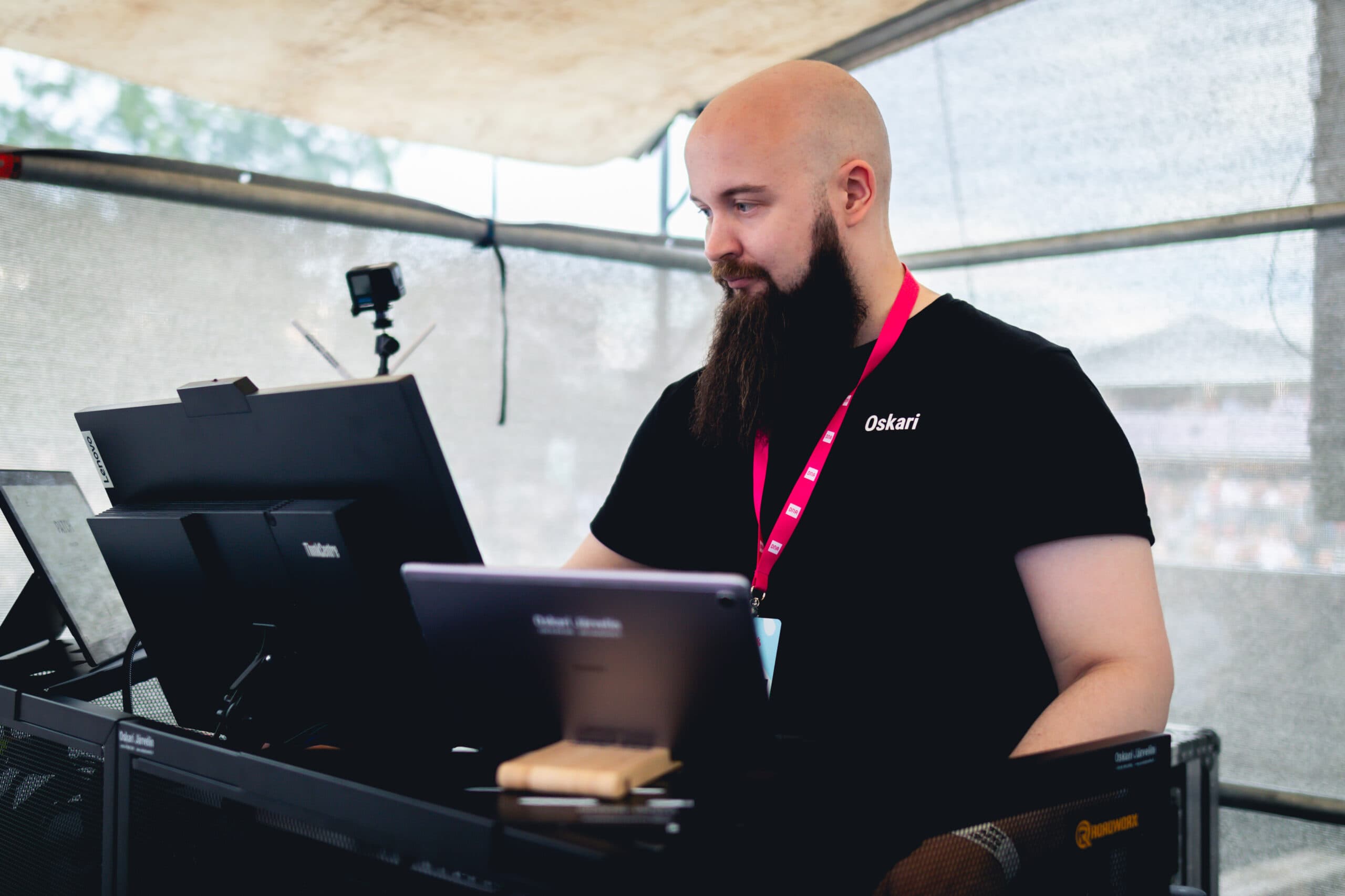 Cover Image for Tmi Oskari Järvelin on virallisesti Luotettava Kumppani